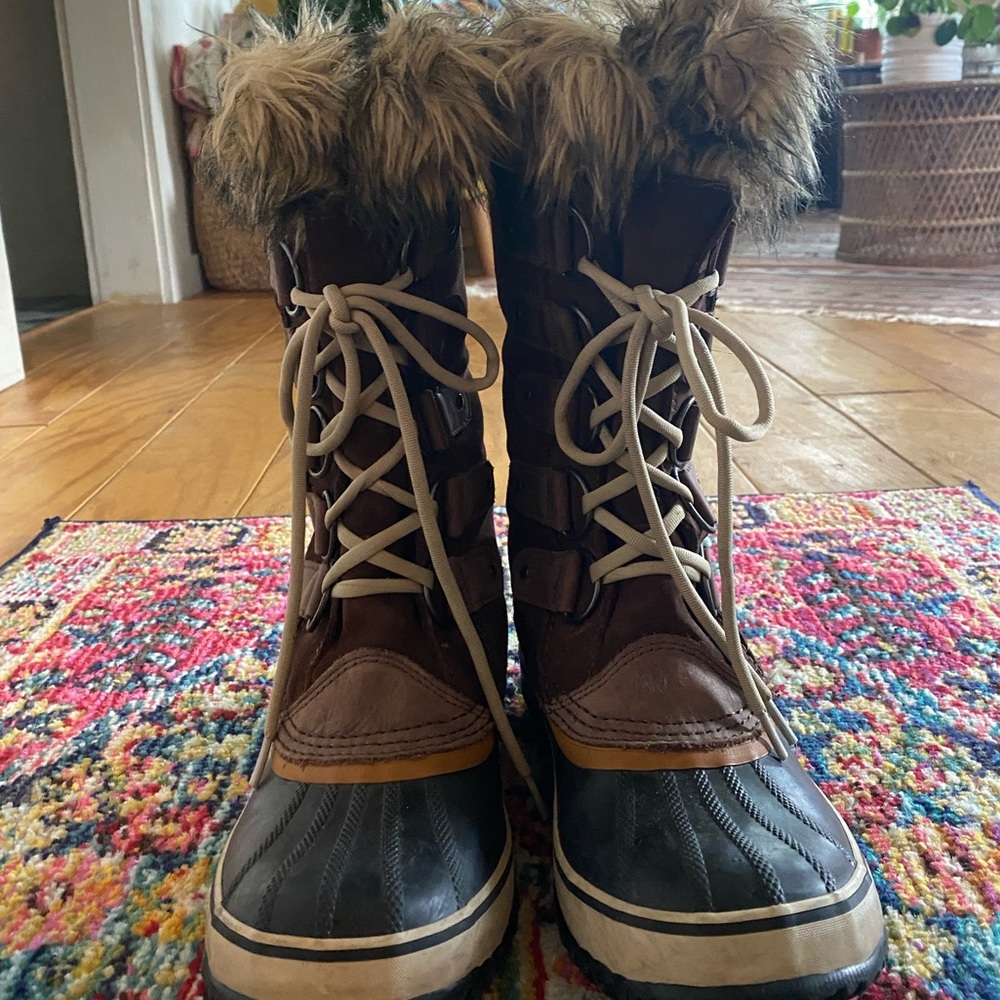 Joan of Arc Sorel Winter boots